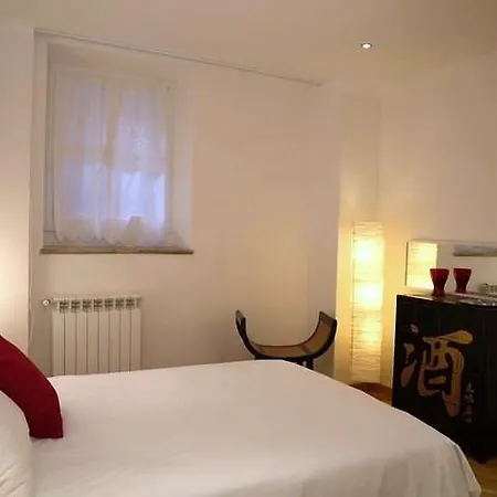Daire Bianca Barberini Roma